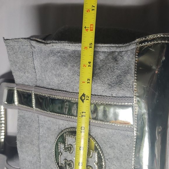 Tory Burch Ella Flannel Metallic Gold Trim Tote Bag Big Logo - Picture 14 of 16